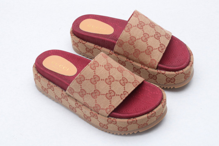 GUI SANDAL