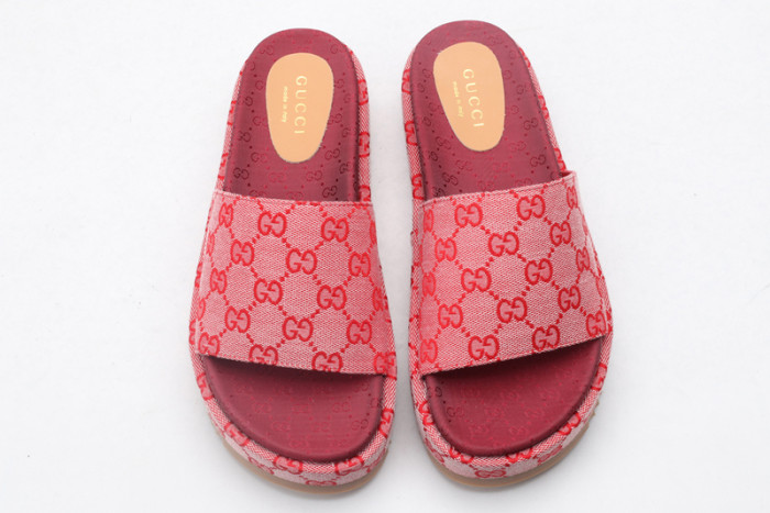 GUI SANDAL