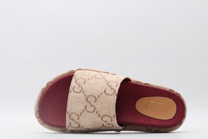 GUI SANDAL