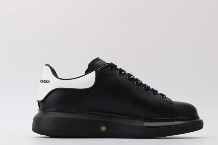 ALEX MCQU SNEAKER