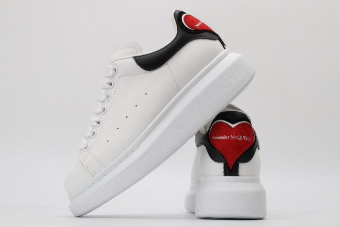 ALEX MCQU SNEAKER