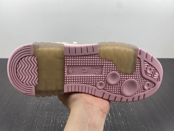 OFW SNEAKER