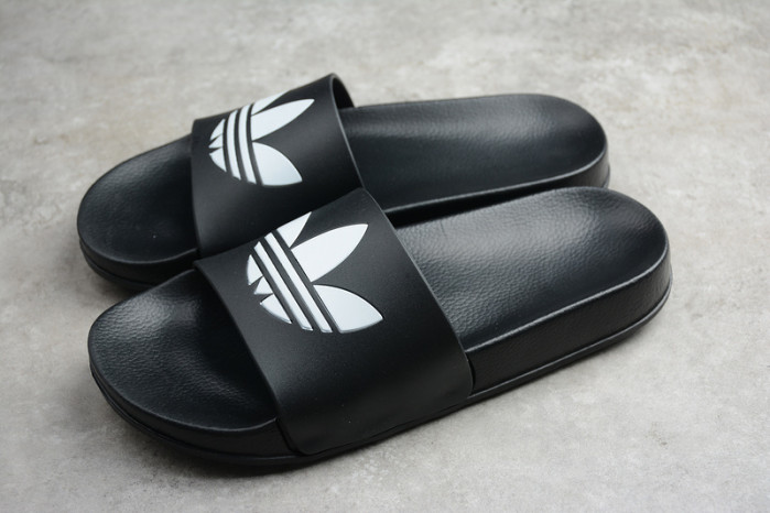ADILETTE PRIDE SLIPPER H903P179