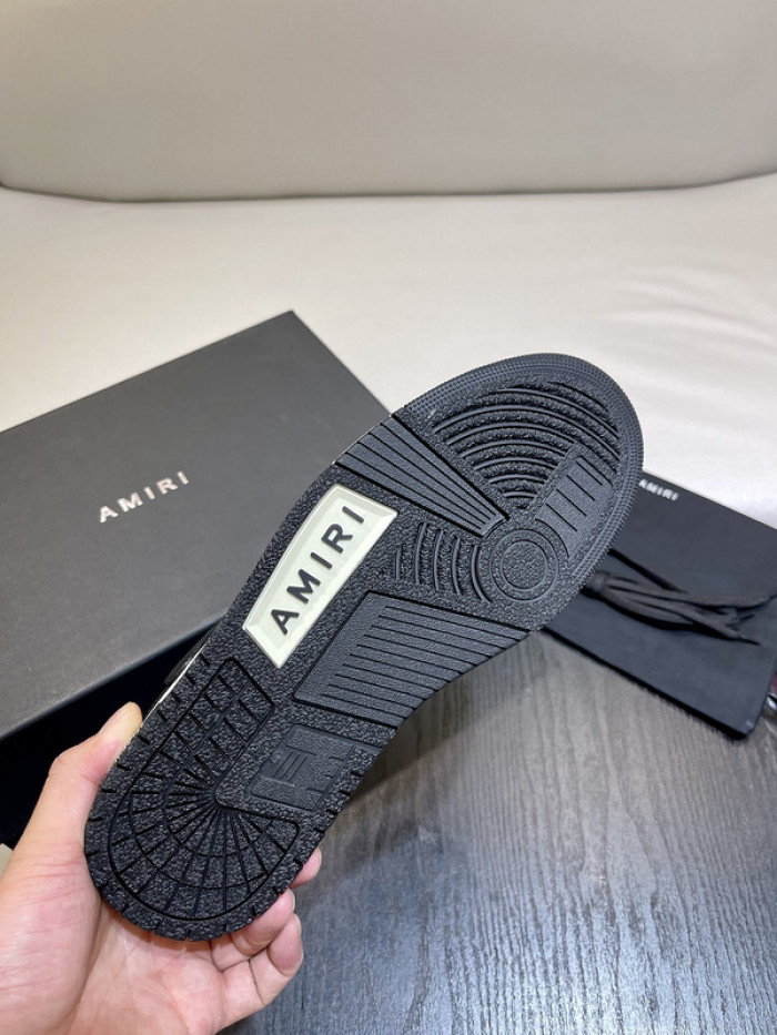 AM1R1 SNEAKER