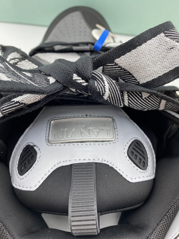 LANV1N CURB SNEAKER