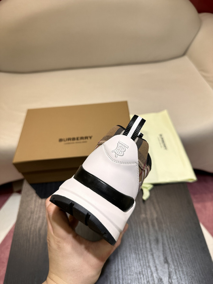 BUB sneaker