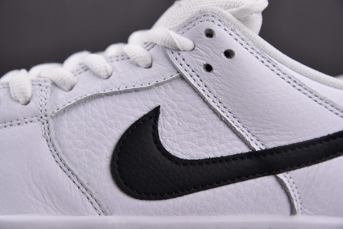 Nike Dunk SB Low Pro Iso “White Gum” CD2563-101