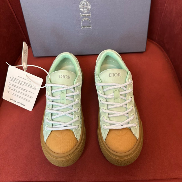 D10R SNEAKER