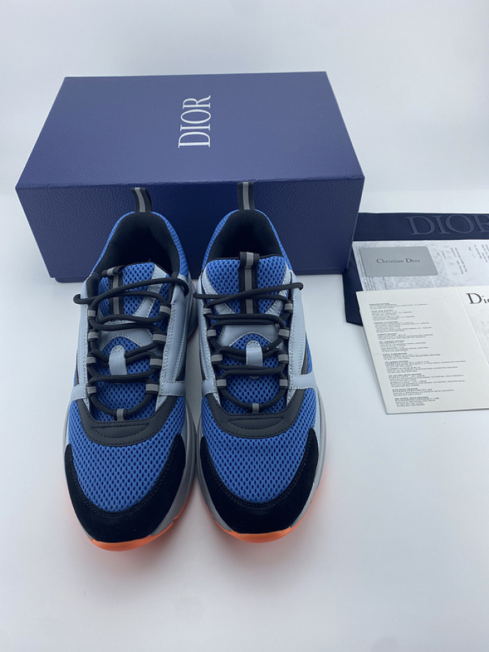 D10R SNEAKER