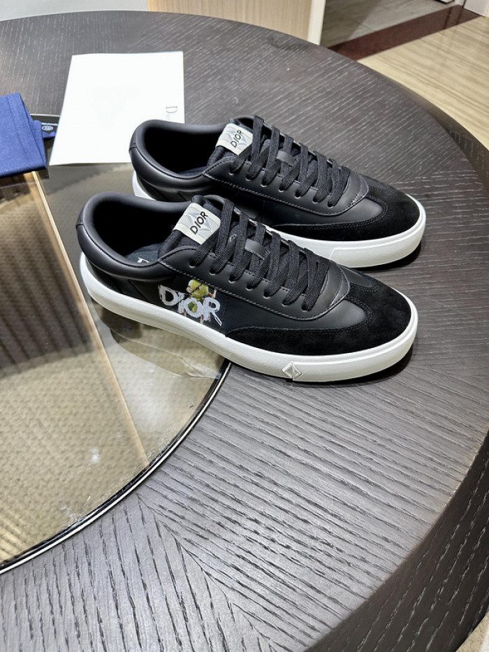 D10R SNEAKER