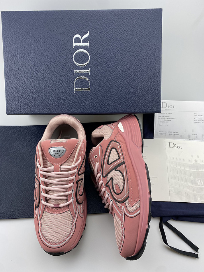 D10R SNEAKER