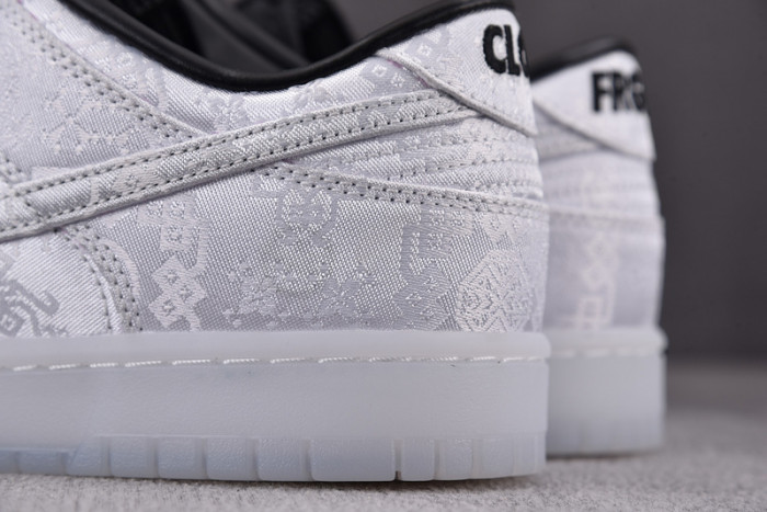 CLOT x fragment x Nike Dunk Low FN0315-110