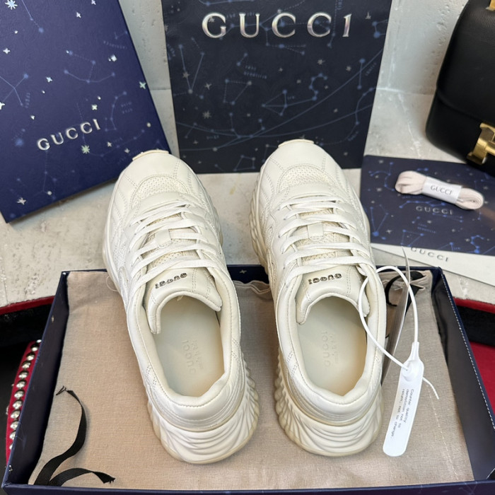 GUI SNEAKER