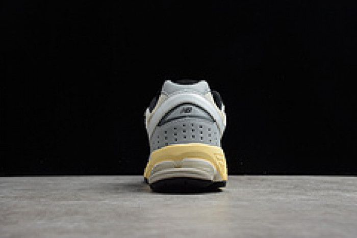 NEW BALAN& SNEKAER