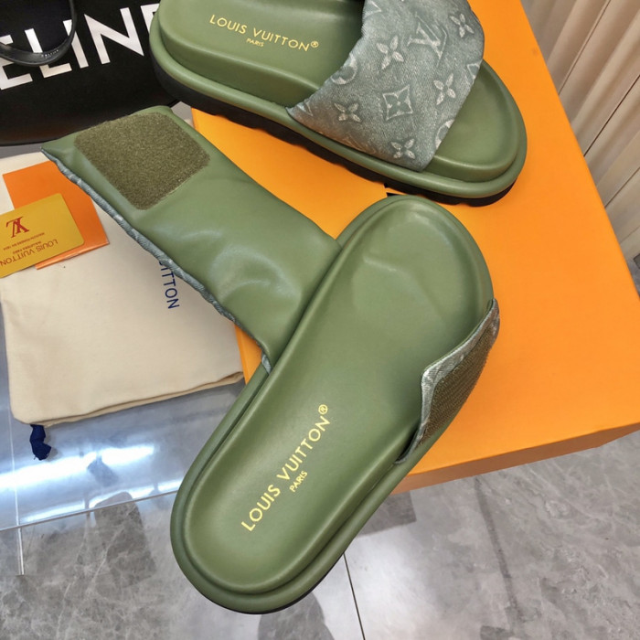 L0VT SANDAL
