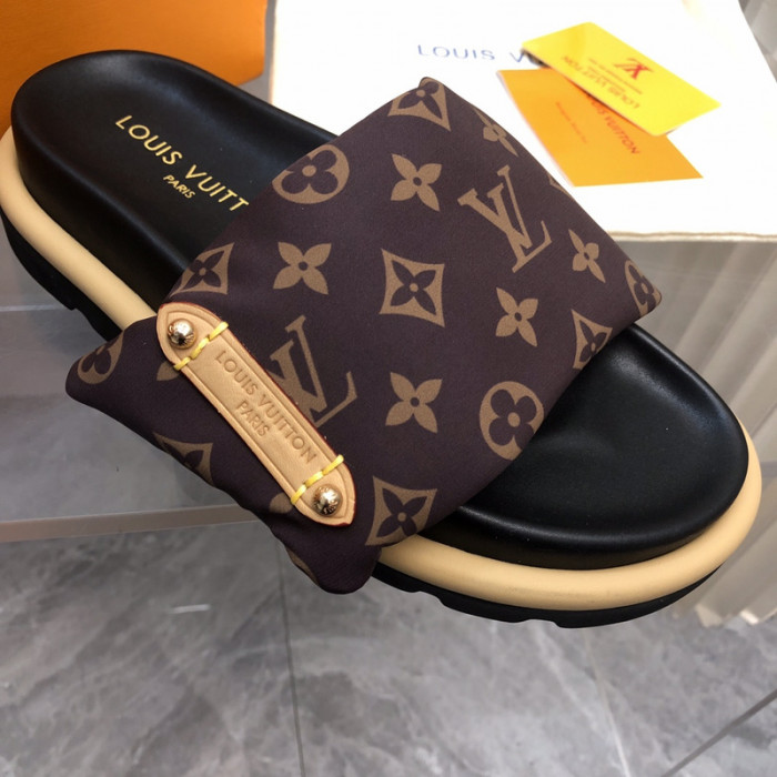 L0VT SANDAL