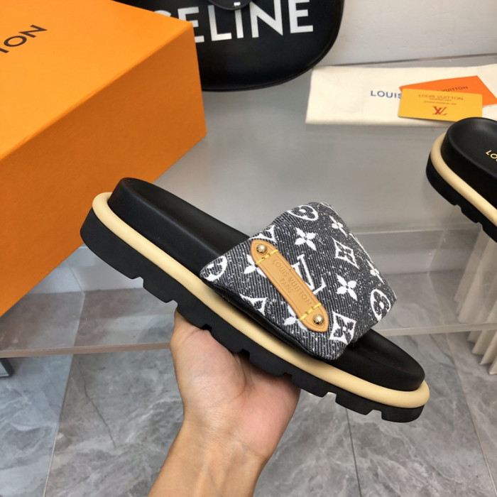 L0VT SANDAL