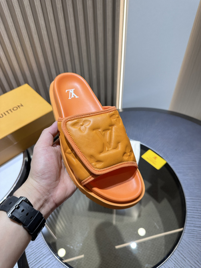 L0VT SANDAL