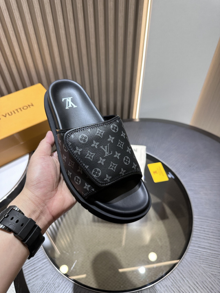 L0VT SANDAL
