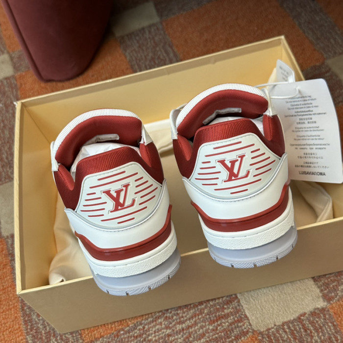 L0VT SNEAKER