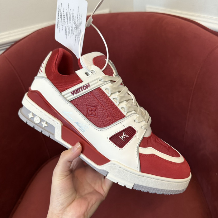 L0VT SNEAKER