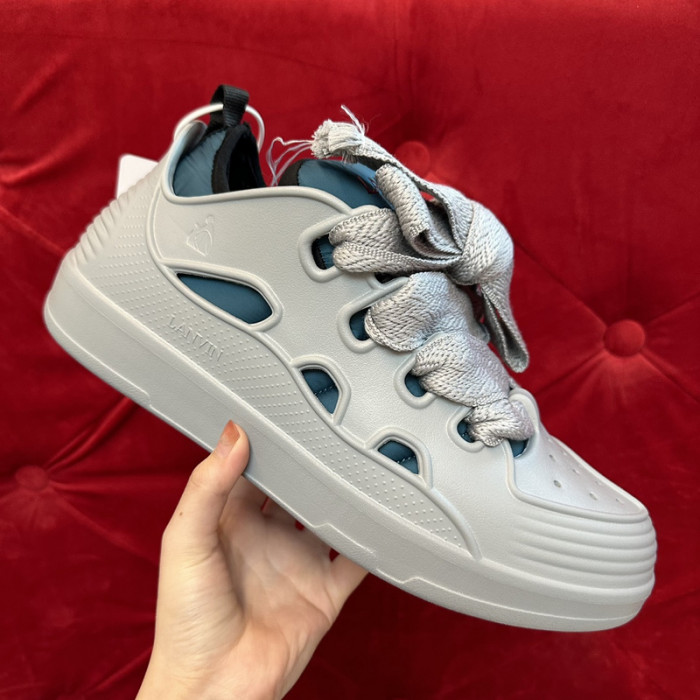 LANV1N CURB SNEAKER