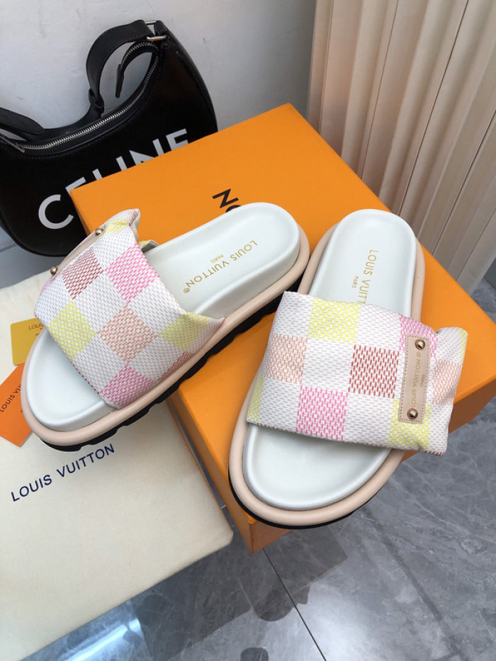 L0VT SANDAL