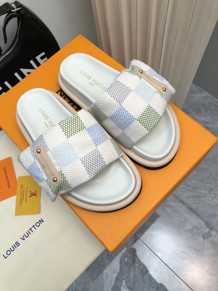 L0VT SANDAL
