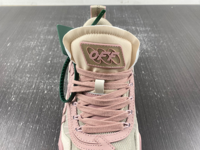 OFW SNEAKER