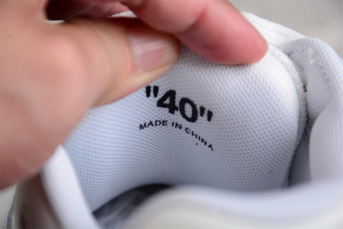 OFW SNEAKER