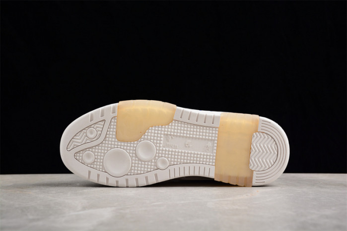 OFW SNEAKER