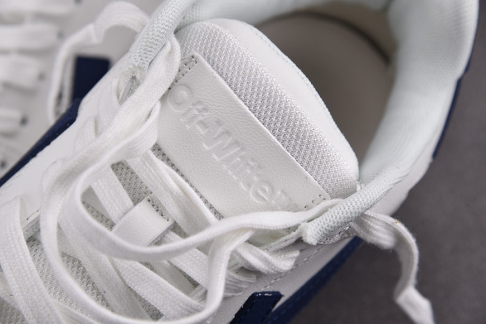 OFW SNEAKER
