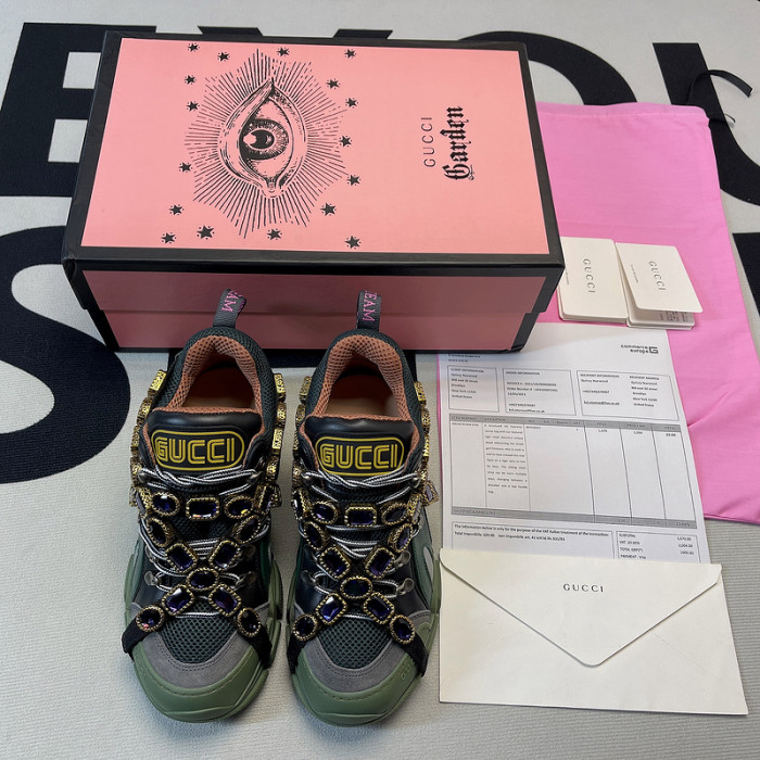 GUI SNEAKER